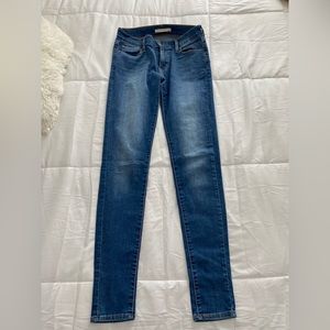 Women’s Super Skinny Levi’s 29